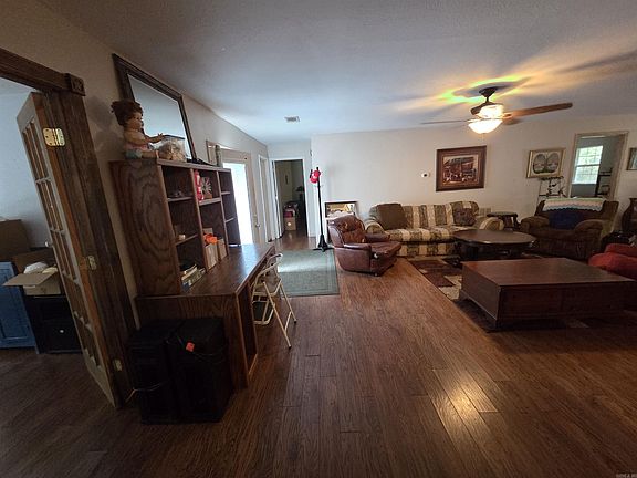 5th image of 3810 E 6th St