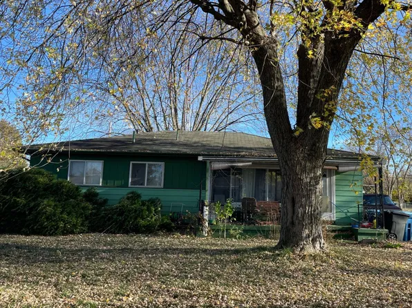 470 Travis Dr, Dayton, OH 45431