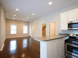 2002 W Cullerton St, Chicago, IL 60608