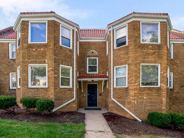 4948 Walnut St #1S, Kansas City, MO 64112