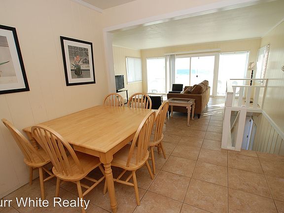 5th image of 3507 Seashore Dr