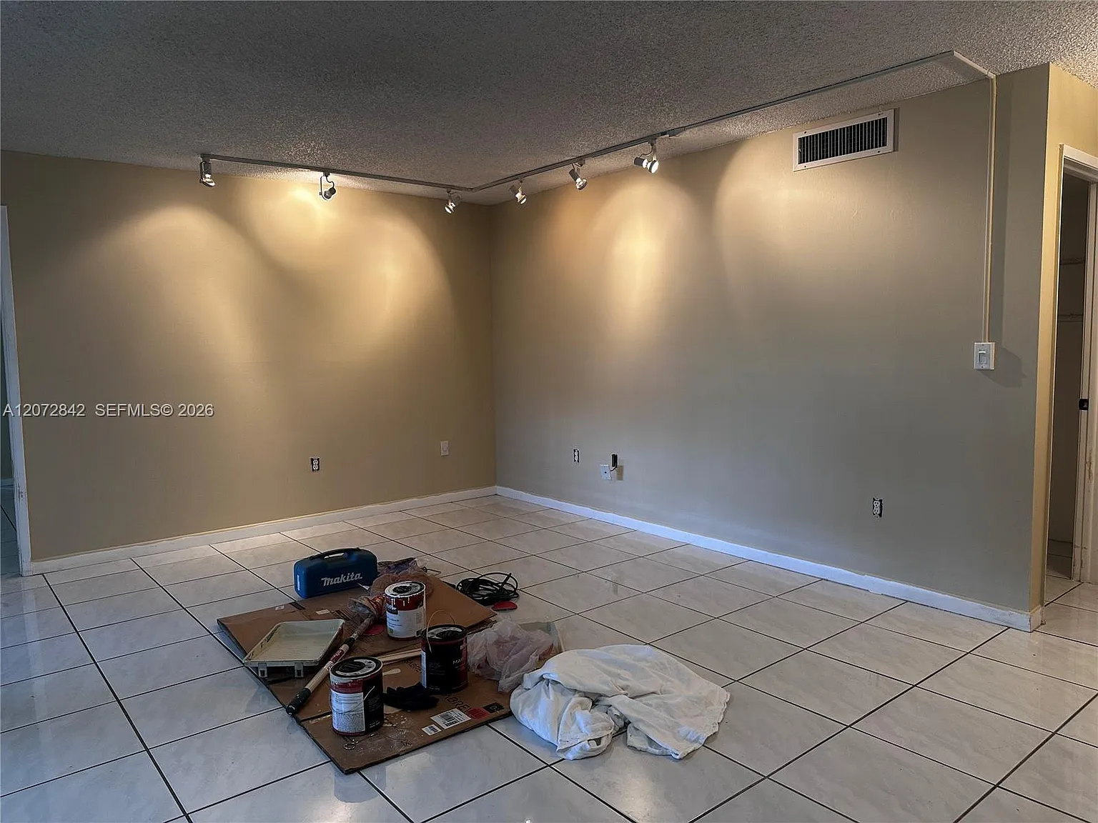 Kenland Bend North Condo — Photo 2