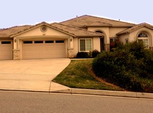 12979 Pinewood Ln, Yucaipa, CA 92399