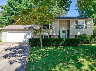 662 Ellen Ct, Ravenna, OH 44266