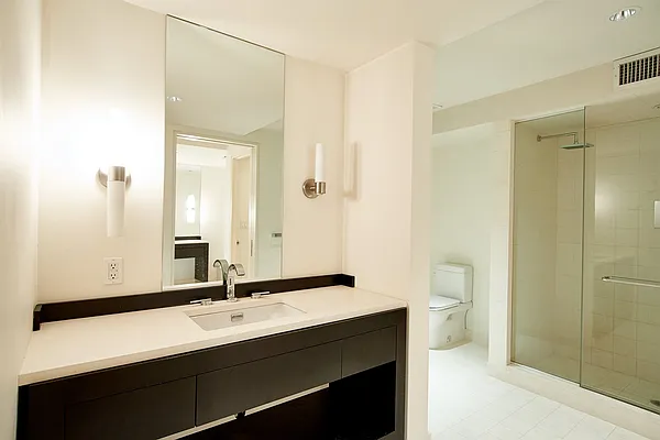 Sold by Manhattan Network Inc. | media 26