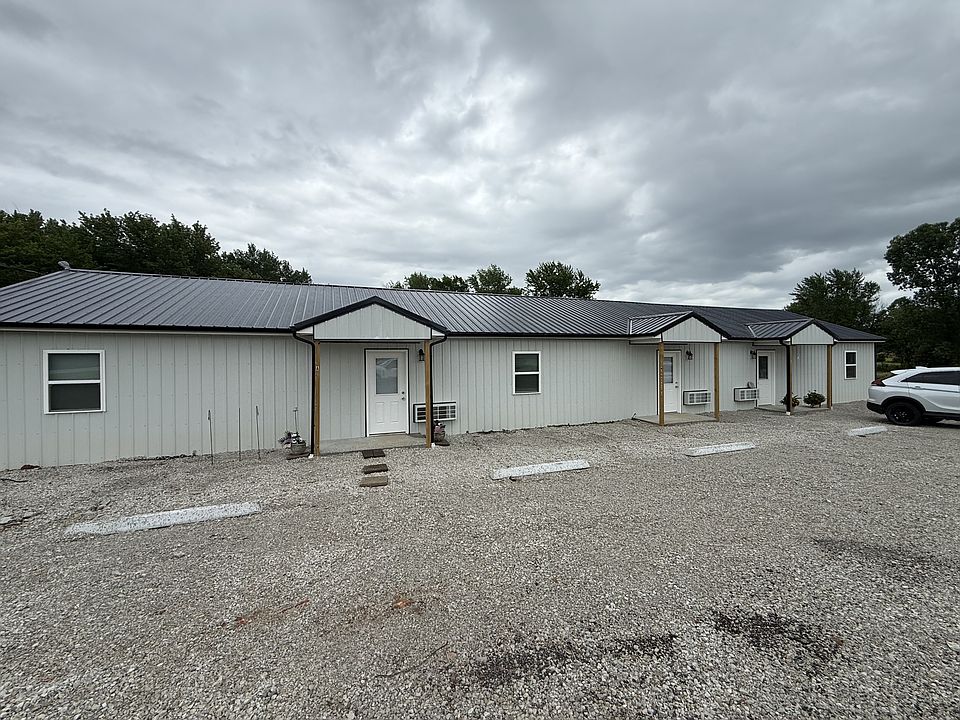 1st image of 2838 Us Highway 65 #B