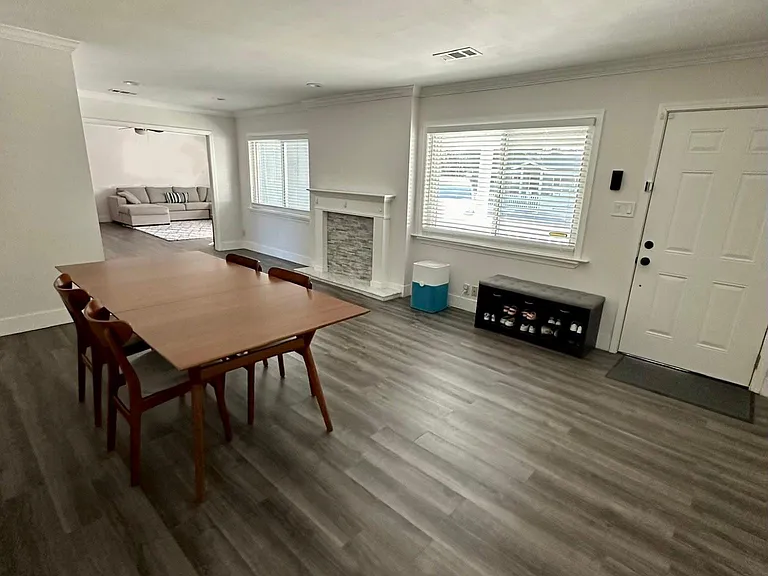 1955 Marta Dr — Photo 9