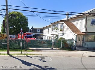 1890 Clove Rd, Staten Island, NY 10304