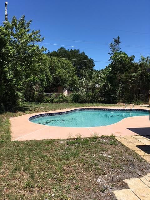 2nd image of 2784 Hereford Rd