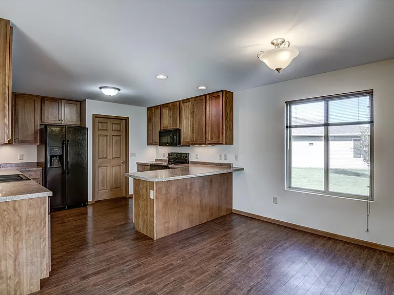 S5270 Damar Private Dr — Photo 17