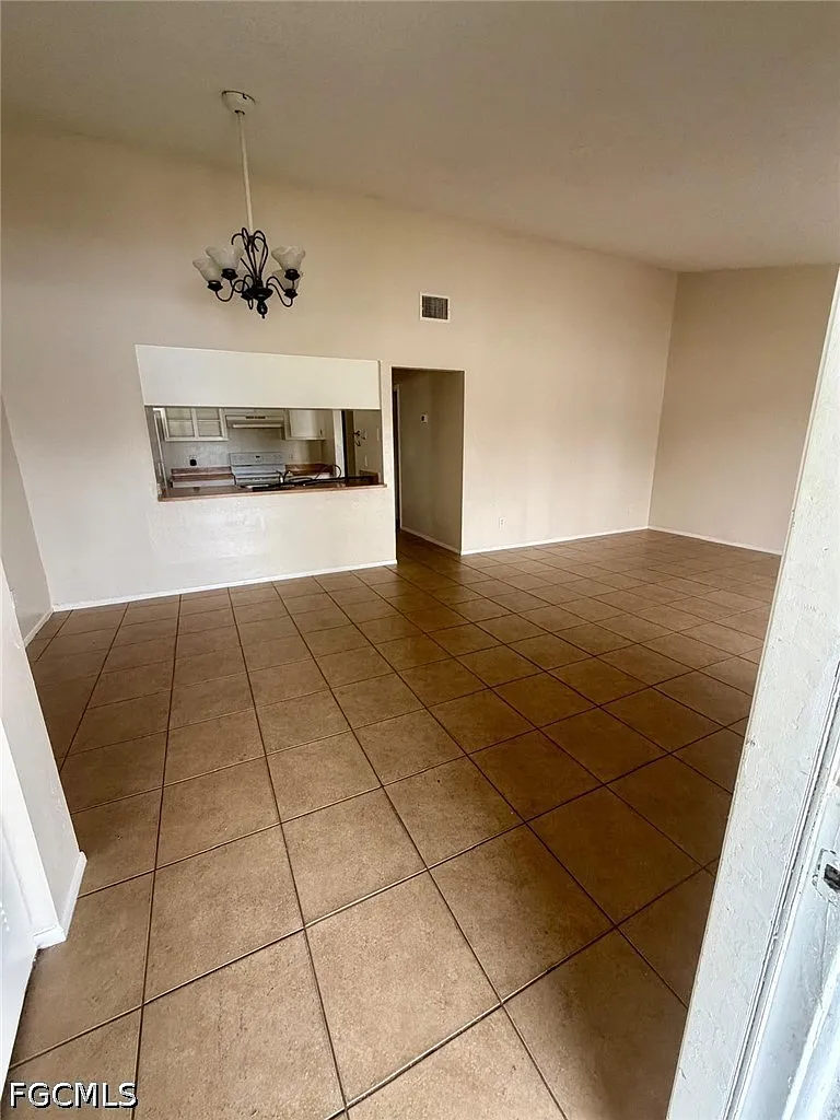2 bed, 2.0 bath, 936 sqft, $1,450 — Photo 3