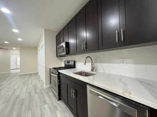 34 Giles Avenue 1 image 2 of 19