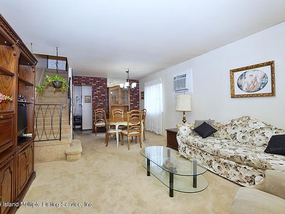 5th image of 304 Cortelyou Ave