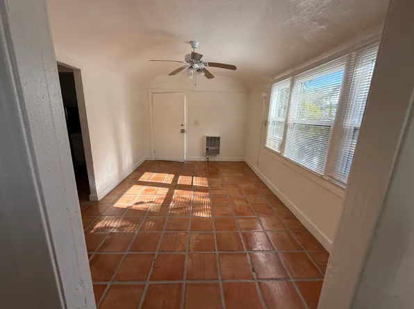 407 Loma Dr #411-4/5, Los Angeles, CA 90017