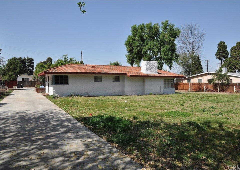 1st image of 1137 Galemont Ave