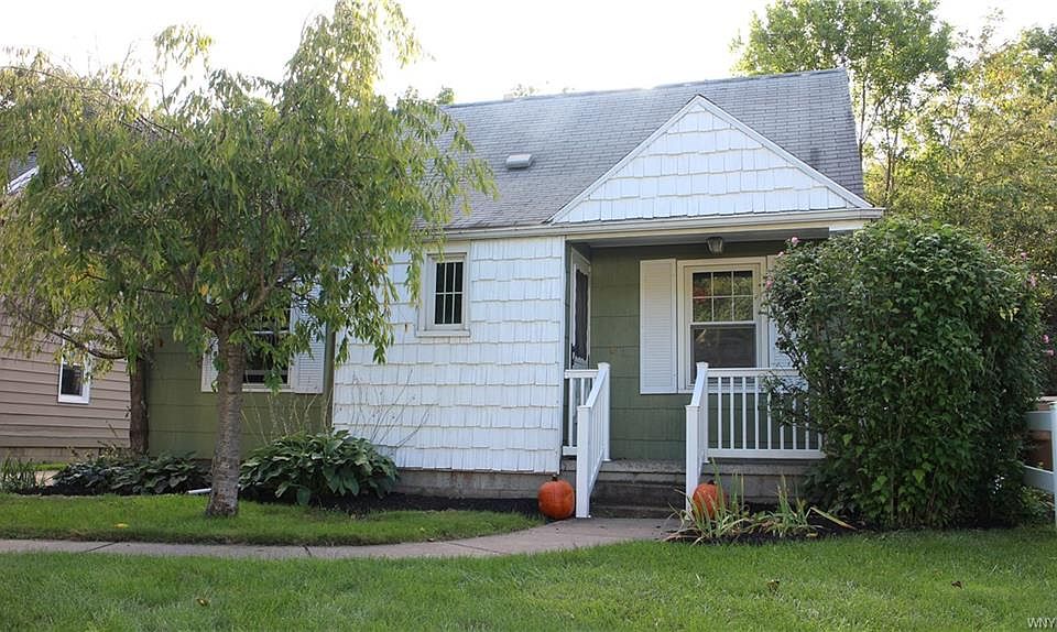1st image of 82 Woodridge Ave