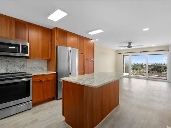 14 Aulike St APT 806, Kailua, HI 96734