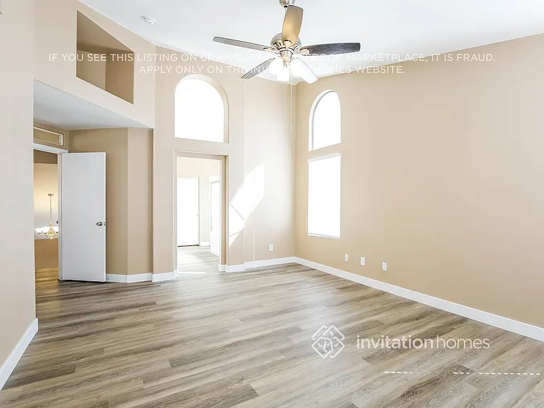 1581 Avenida Fiesta — Photo 11