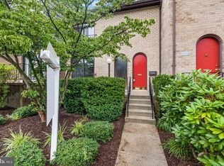 8006 Inverness Ridge Rd, Rockville, MD 20854