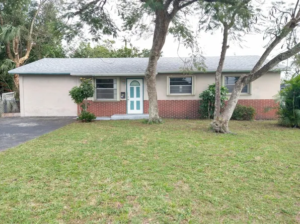 201 N Pennock Lane, Jupiter, FL 33458