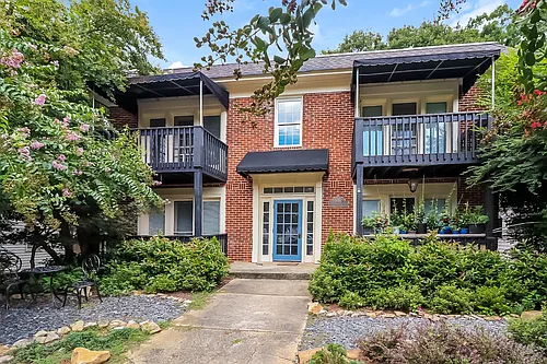 996 Greenwood Ave NE #7 Photo 1