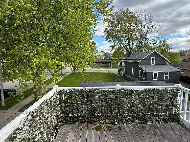 705 Rugby St — Photo 9
