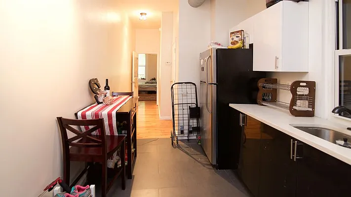 Rented by Nooklyn NYC LLC | media 11