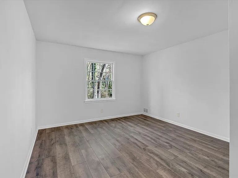 2080 Bluffton Way — Photo 15