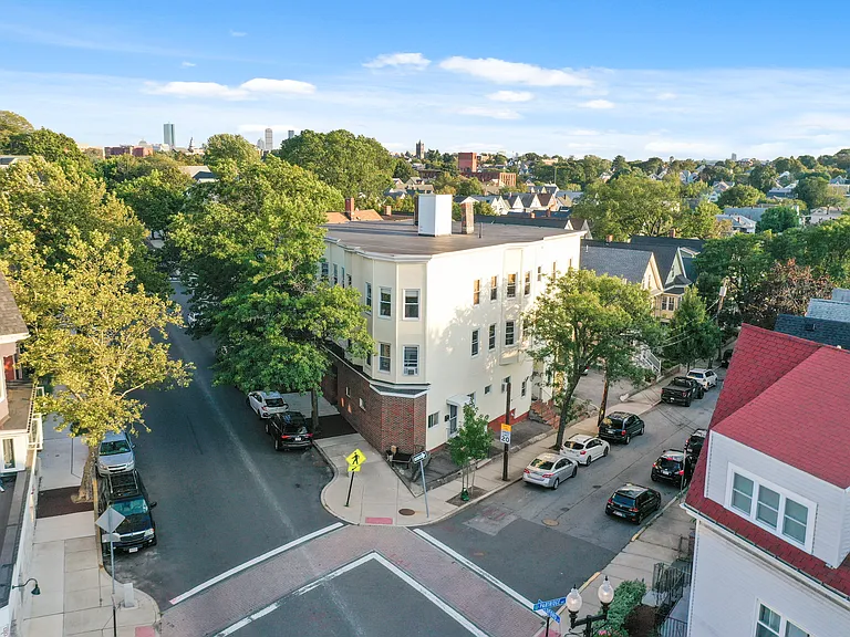 480 Medford St #4 — Photo 8