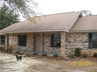 17060 Fenton Dedeaux Rd, Kiln, MS 39556