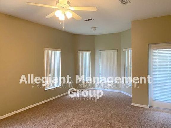 3rd image of 3607 Valleyview Dr