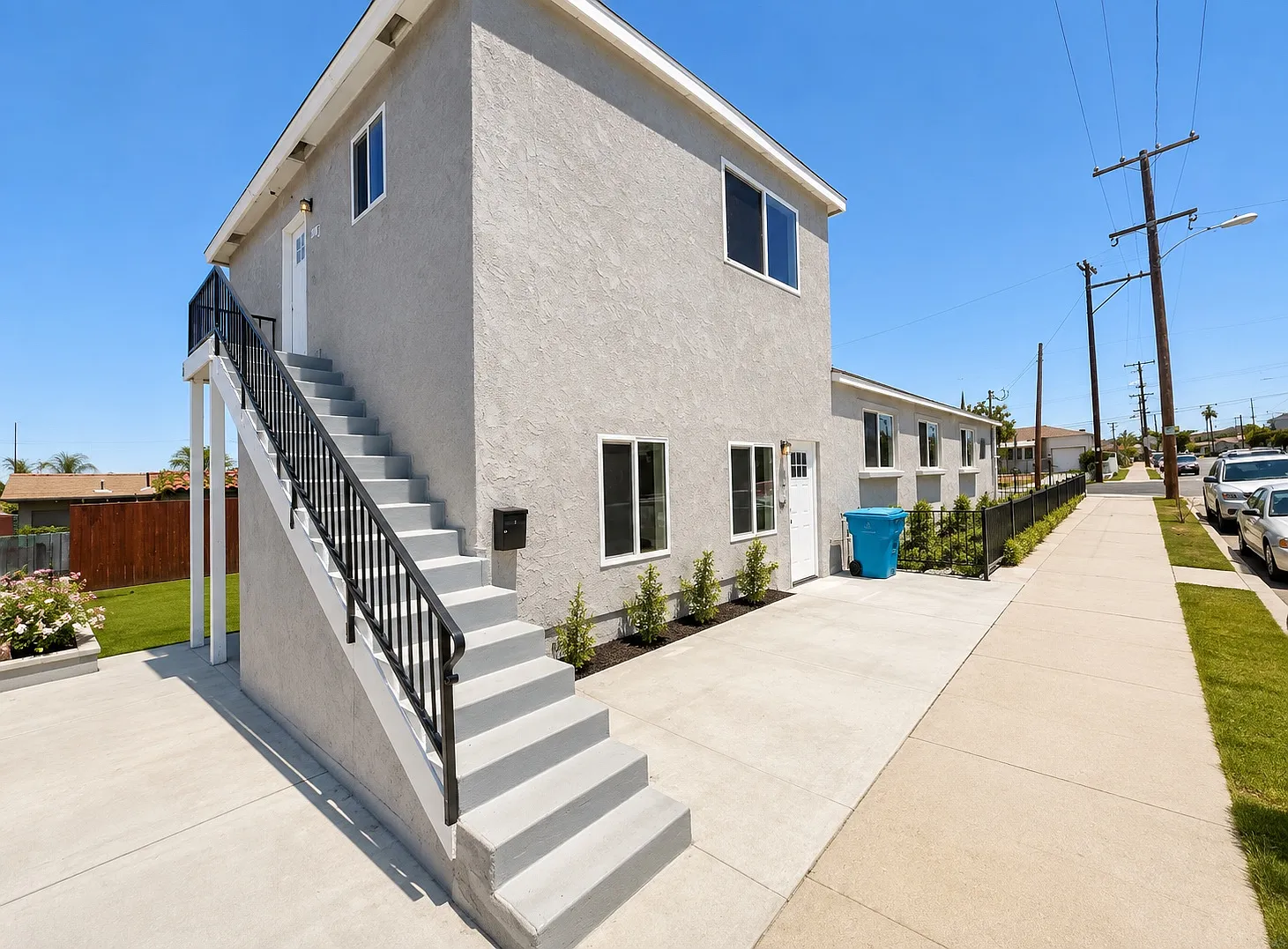 1 bed, 770 sqft, $2,200 — Photo 2