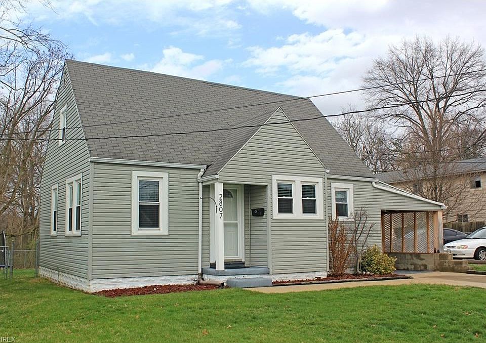 1st image of 2807 29th St