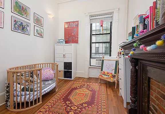 5th image of 1239 Dean St APT 1