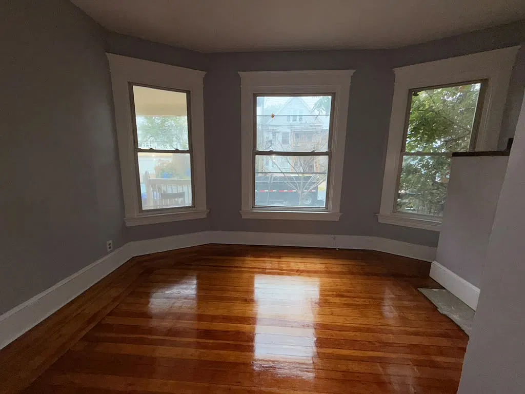 3 bed, $1,695 — Photo 2