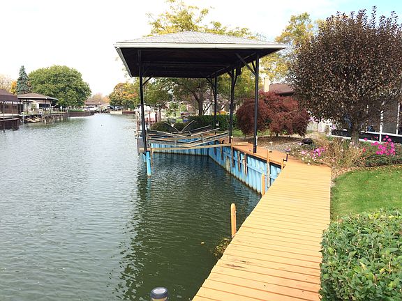 80' on Deep Wide Canal