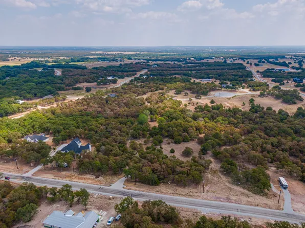 320 Rollingwood Rd, Alvord, TX 76225
