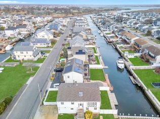2855 Ocean Ave, Seaford, NY 11783