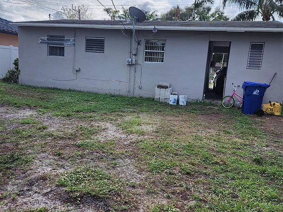 2nd image of 905 NW 5th Street