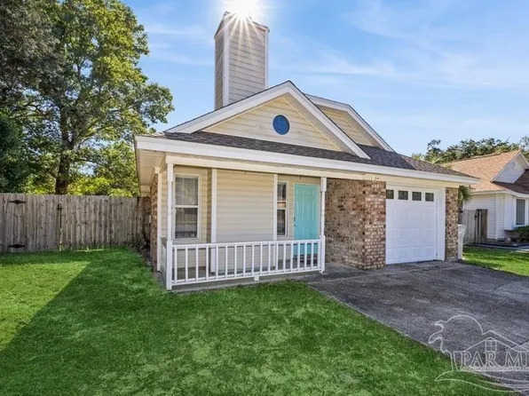 2709 Summertree Ln, Gulf Breeze, FL 32563