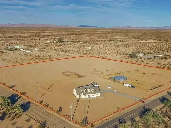 48559 MOUNTAIN VIEW Road, Bouse, AZ 85325