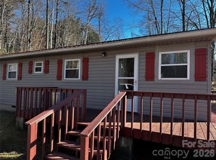 455 Gaither Poe Rd, Laurel Springs, NC 28644