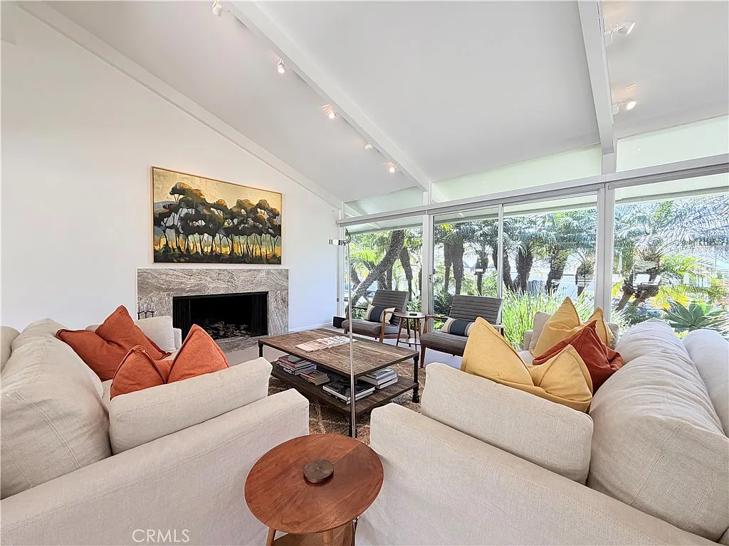 3 bed, 2973 sqft, $35,000 — Photo 4