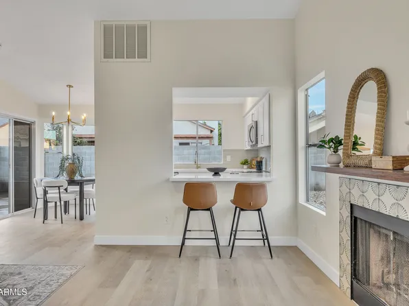 8830 W SAINT JOHN Road, Peoria, AZ 85382