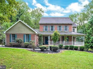 154 Pickett Rd, Dover, PA 17315