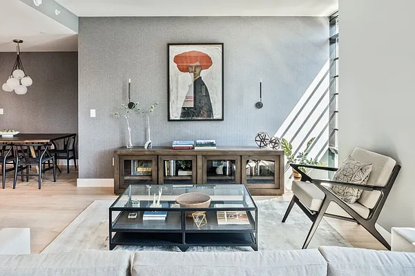 Sold by MNS | media 34