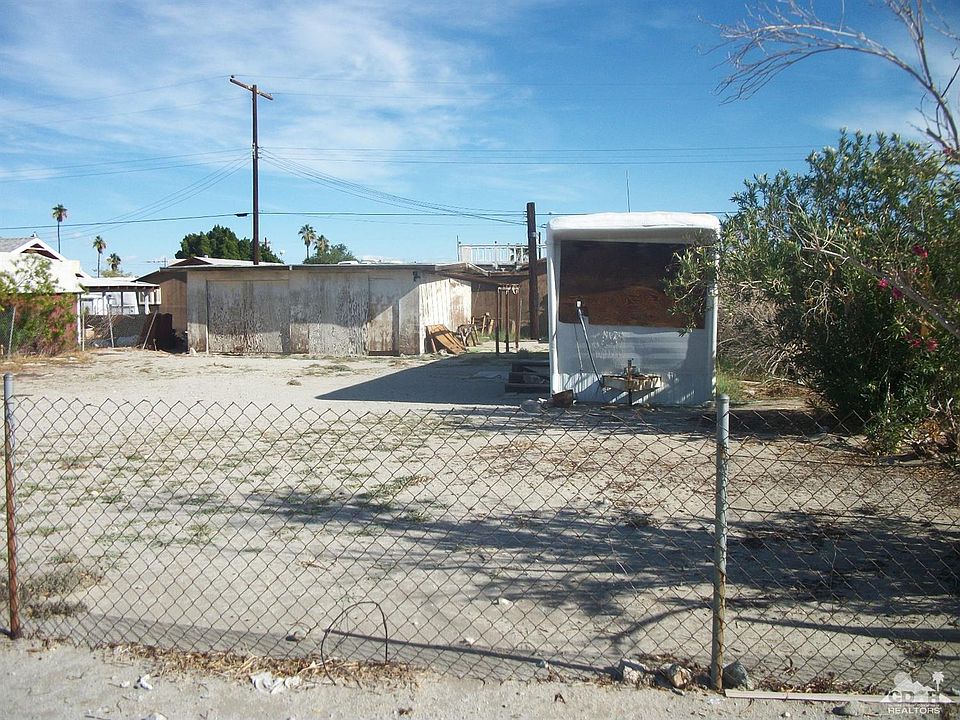 2nd image of 3432 Seaview Ave