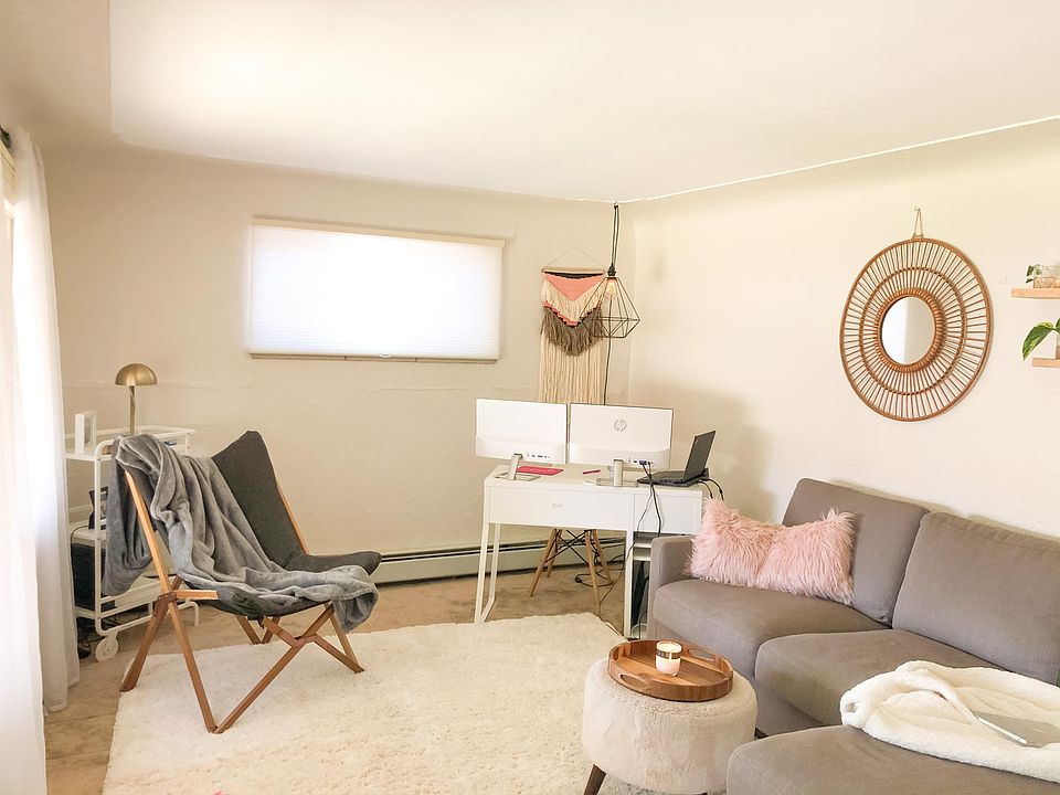 Option design wise LR (different unit with smaller window)