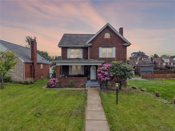 1204 Cambridge St, Natrona Heights, PA 15065