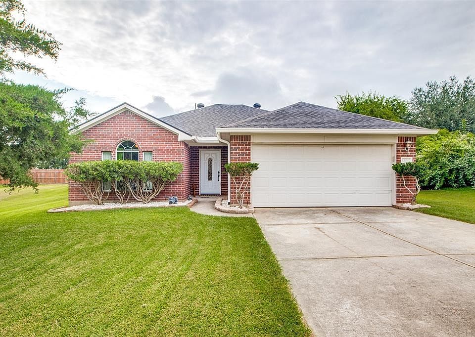 1st image of 13547 Lake Breeze Ln